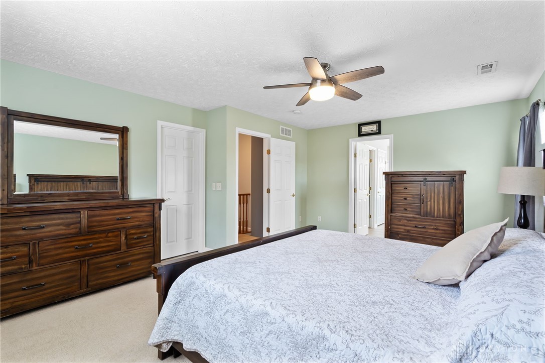 2709 Majestic Oaks Court