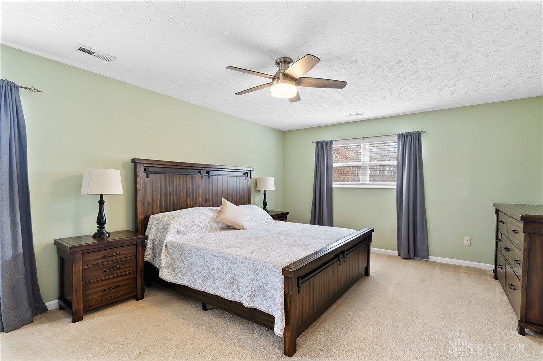 2709 Majestic Oaks Court