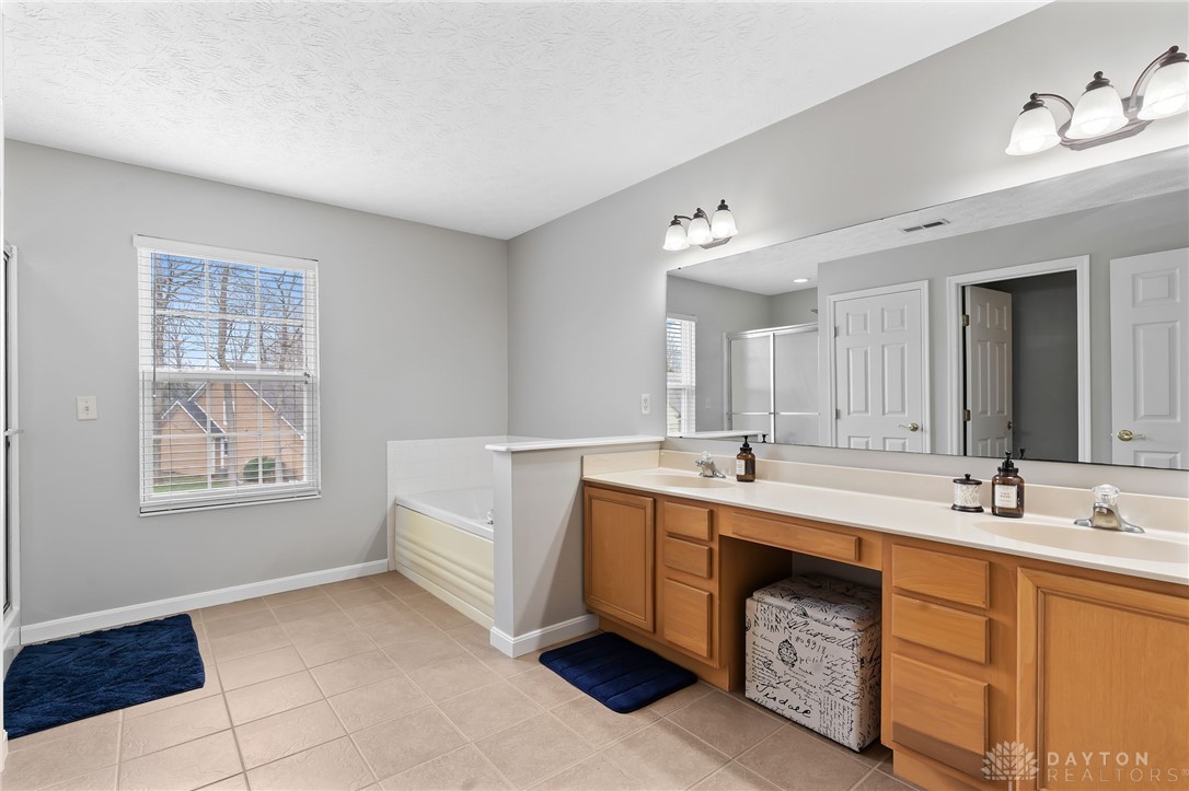 2709 Majestic Oaks Court