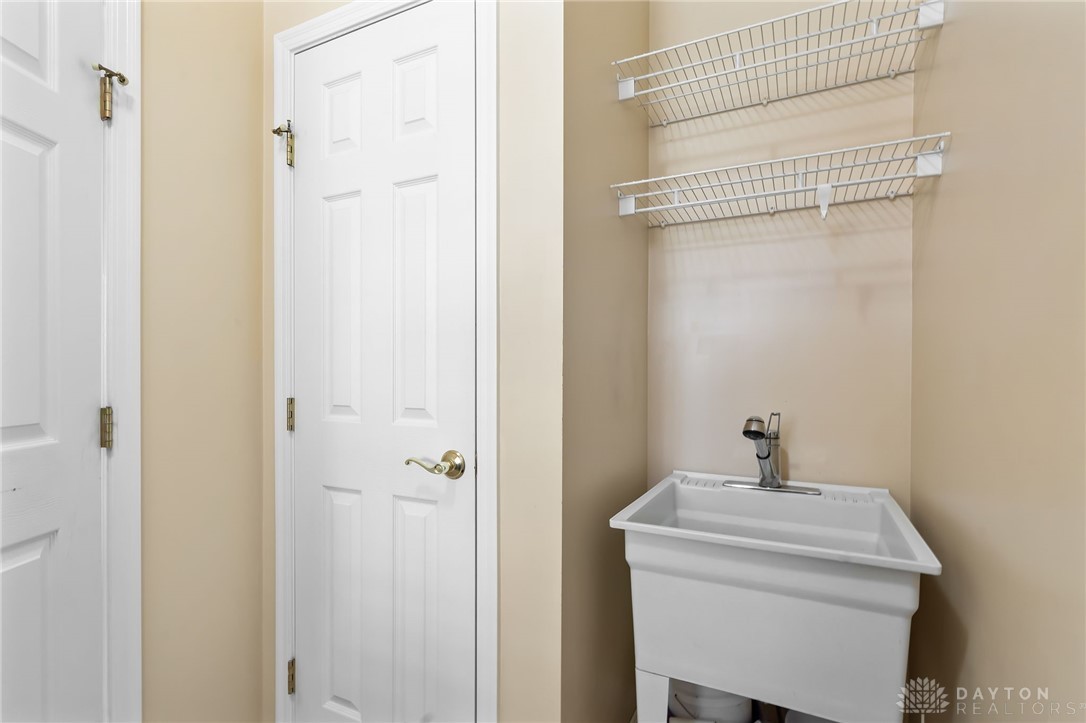 2709 Majestic Oaks Court