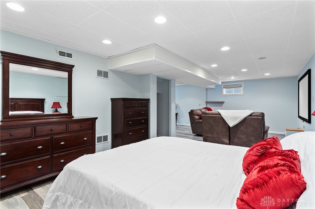 2709 Majestic Oaks Court