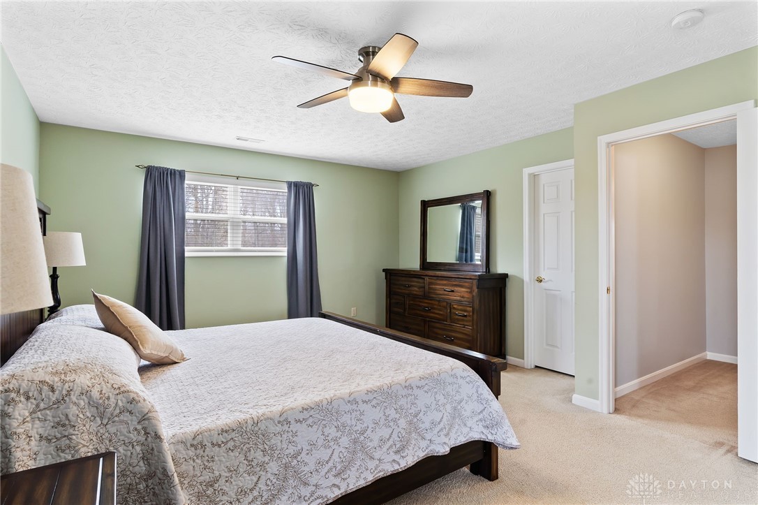 2709 Majestic Oaks Court