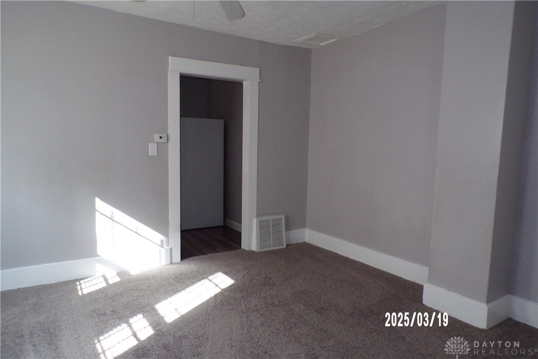 525 Kammer Avenue 523