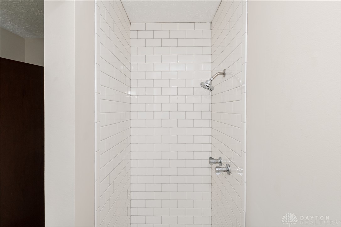 3146 Sandywood Drive