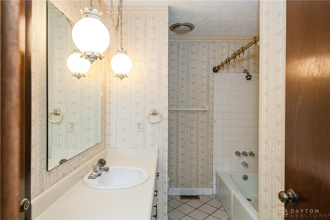 3146 Sandywood Drive