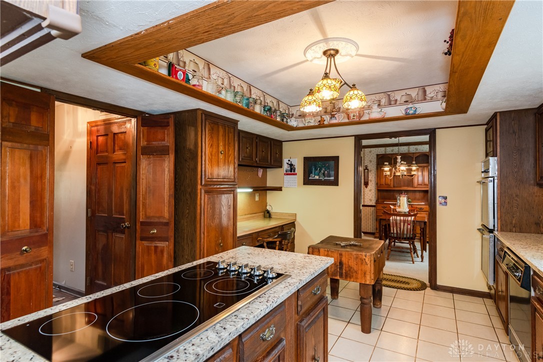 1180 Sugar Hill Lane