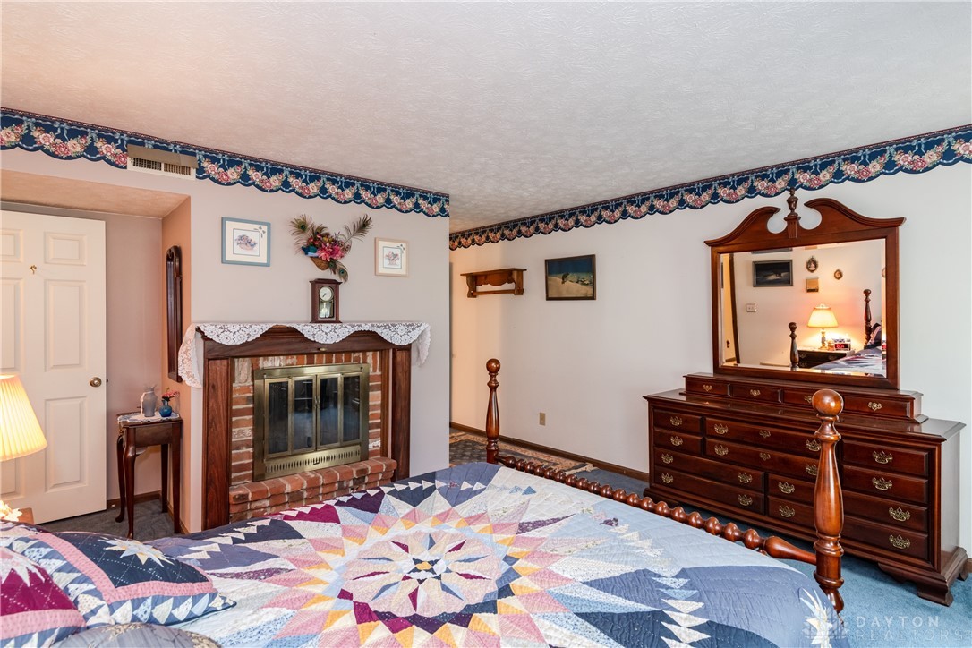 1180 Sugar Hill Lane