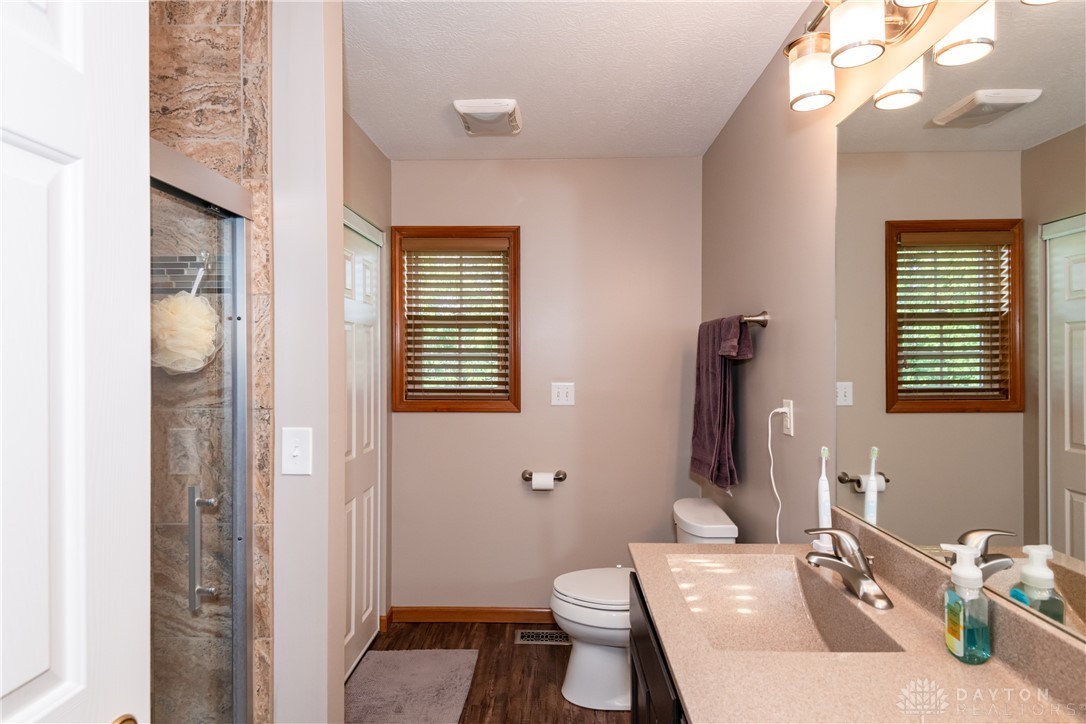 7916 Kings Ridge Circle