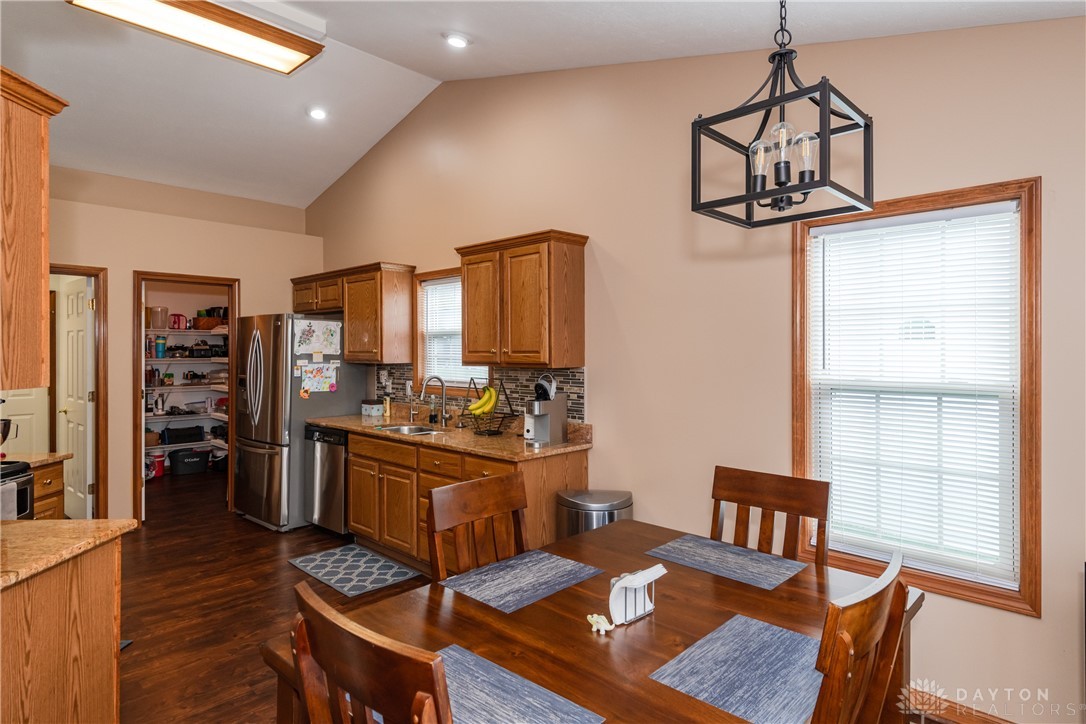 7916 Kings Ridge Circle