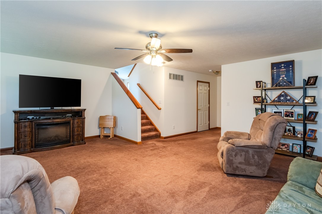 7916 Kings Ridge Circle