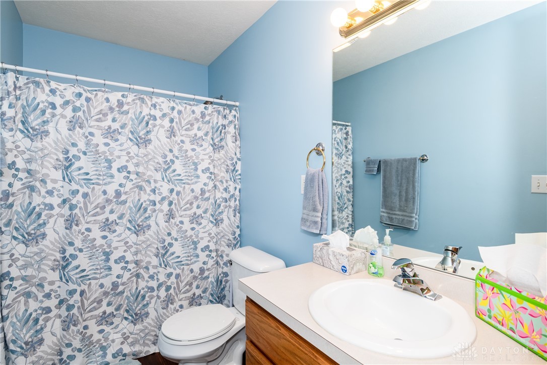 7916 Kings Ridge Circle