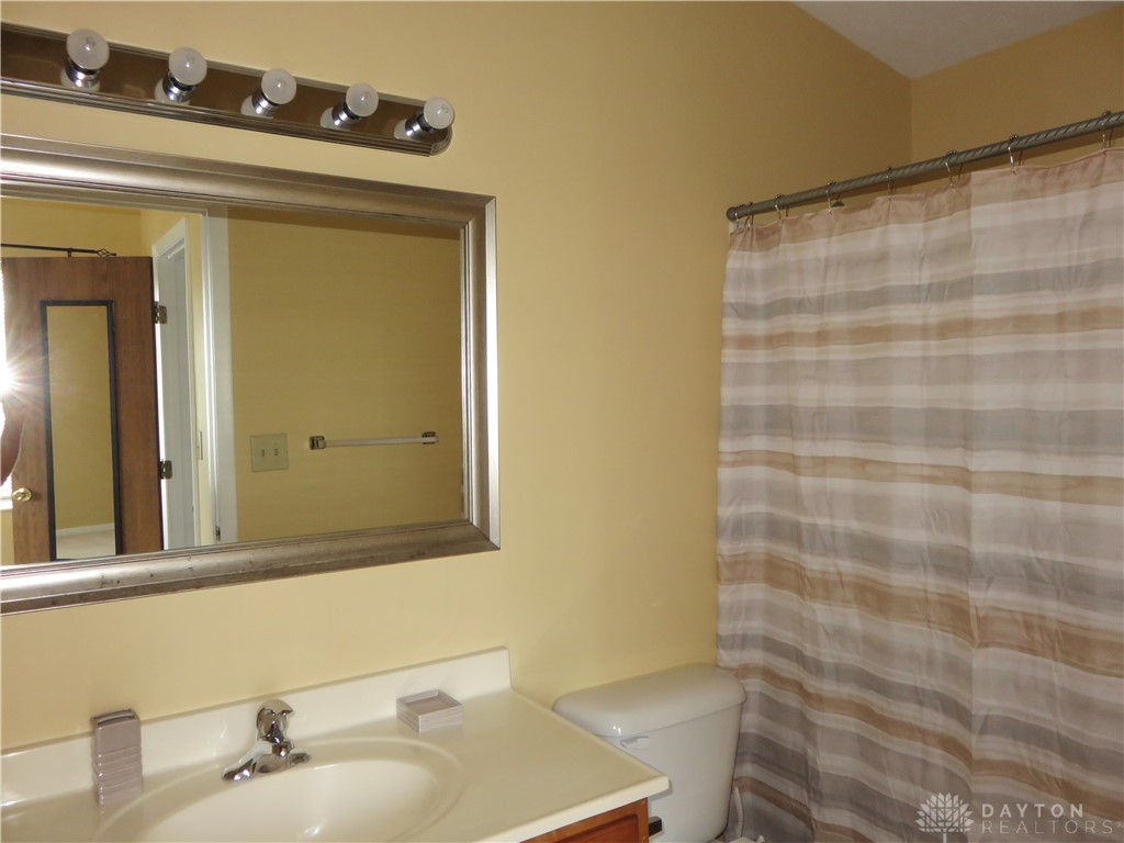 1520 Lake Pointe Way 6