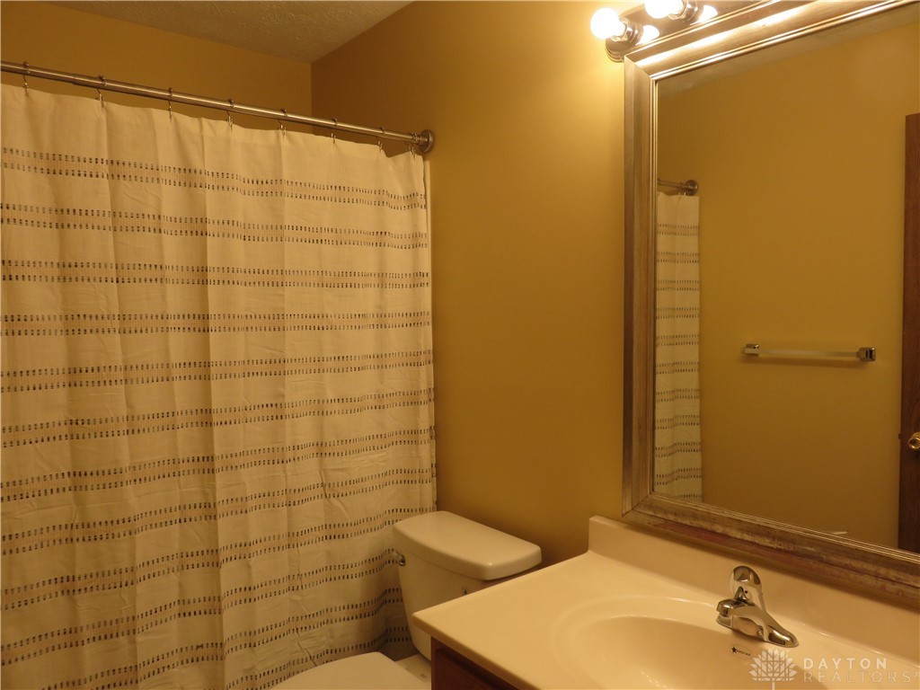 1520 Lake Pointe Way 6