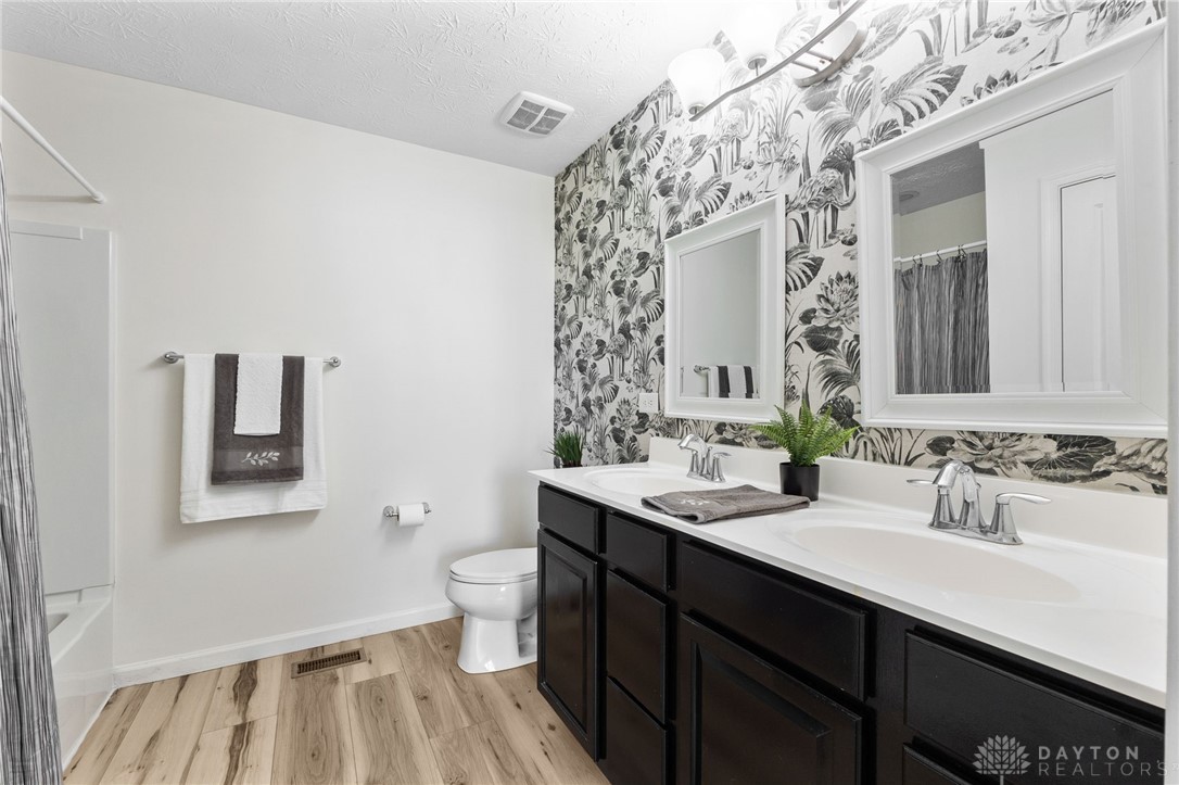 109 Waterford Boulevard