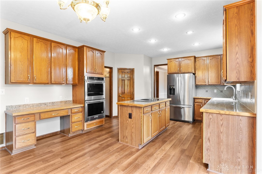 2159 Bassett Court