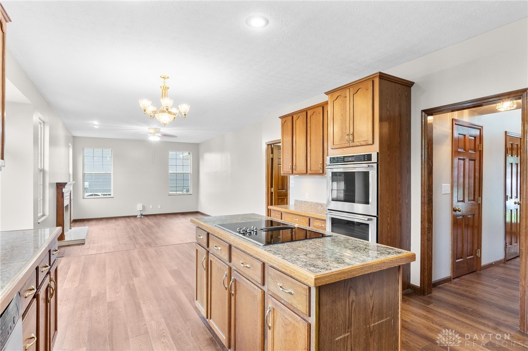 2159 Bassett Court