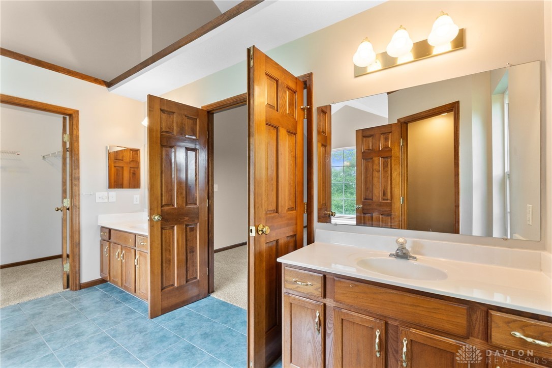 2159 Bassett Court