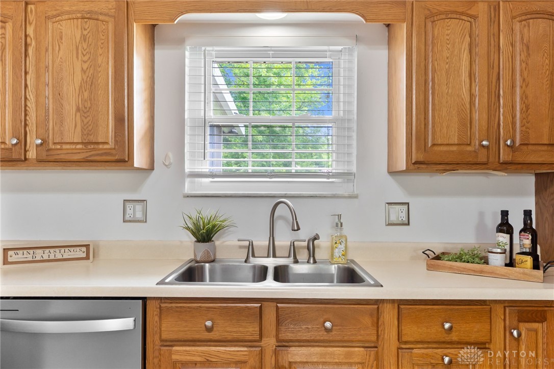 3154 Creekside Drive