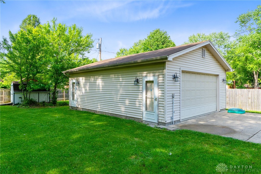 3154 Creekside Drive