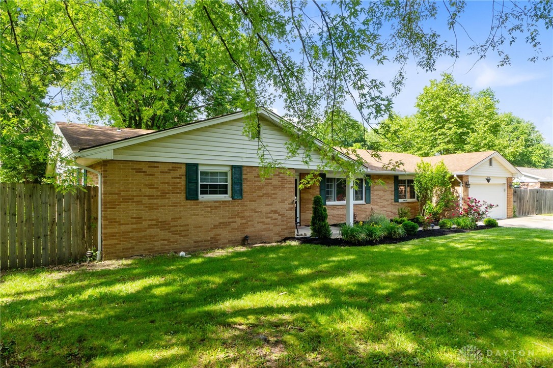 3154 Creekside Drive