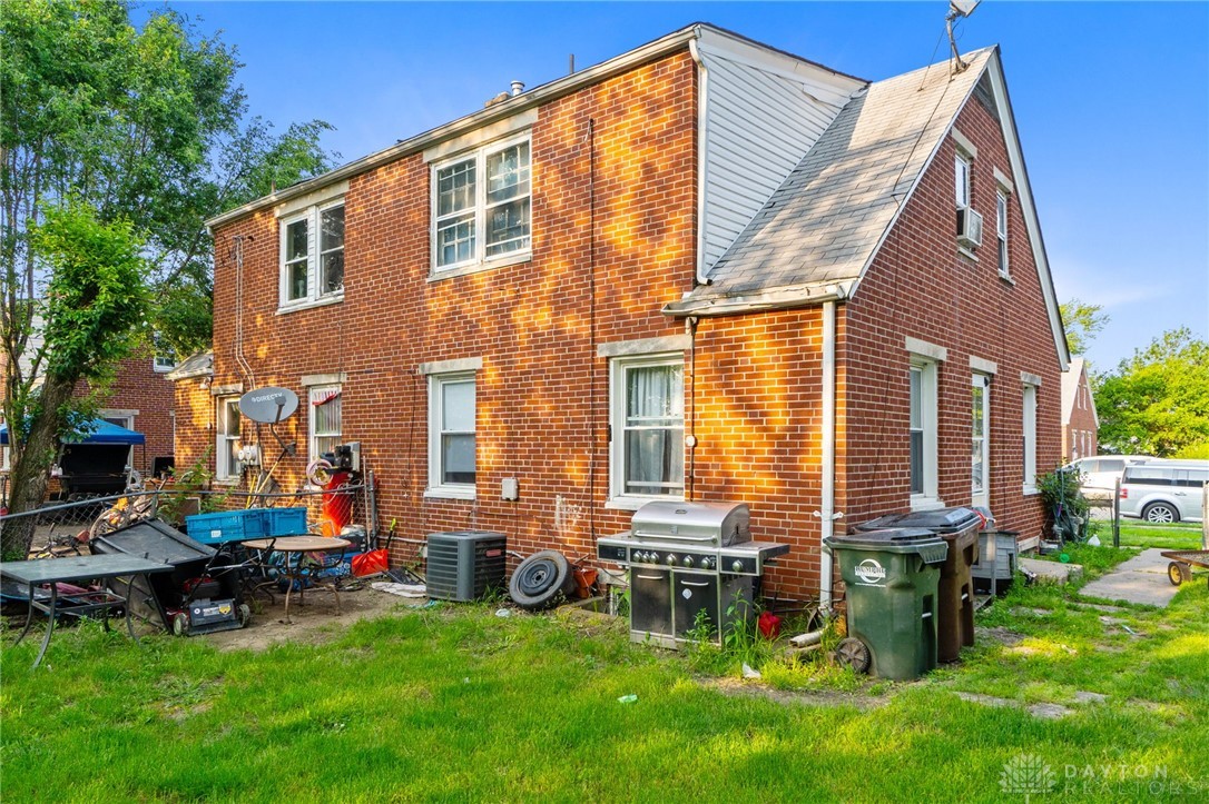721 Winston Drive 719