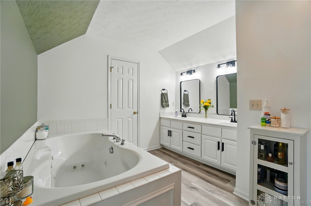 1510 Ash Ridge Court