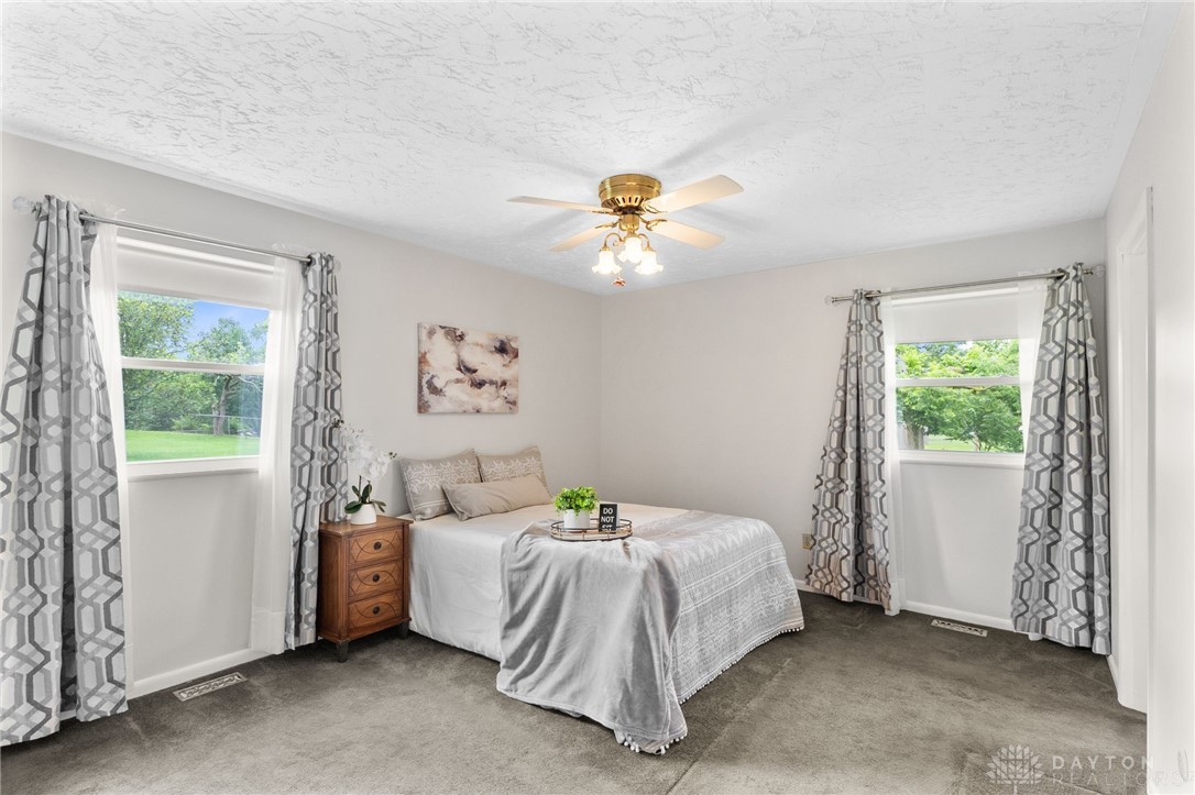 7607 Plamor Circle