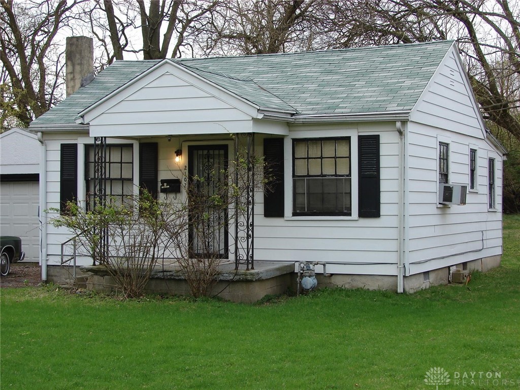 2102 Cardinal Avenue