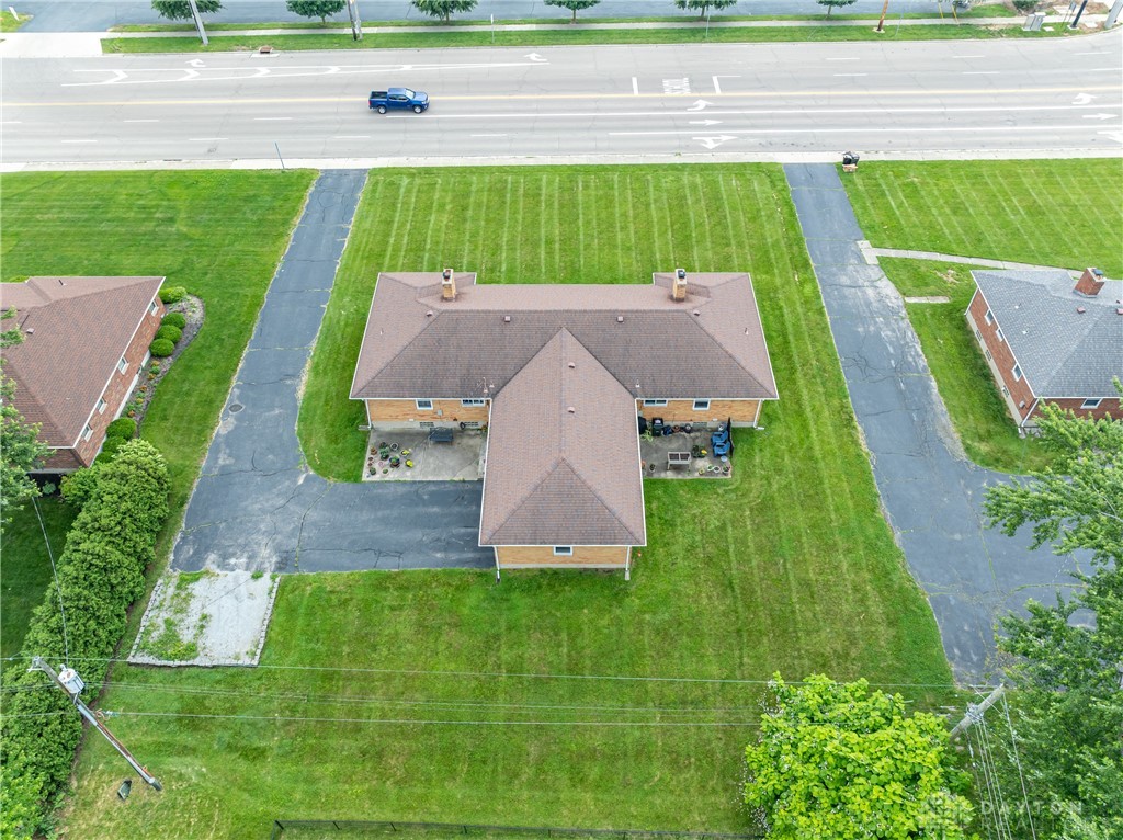 923 E National Road
