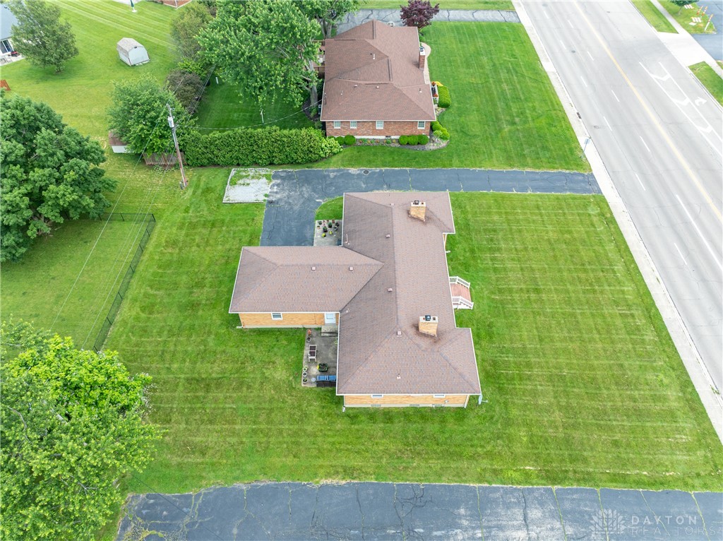 923 E National Road