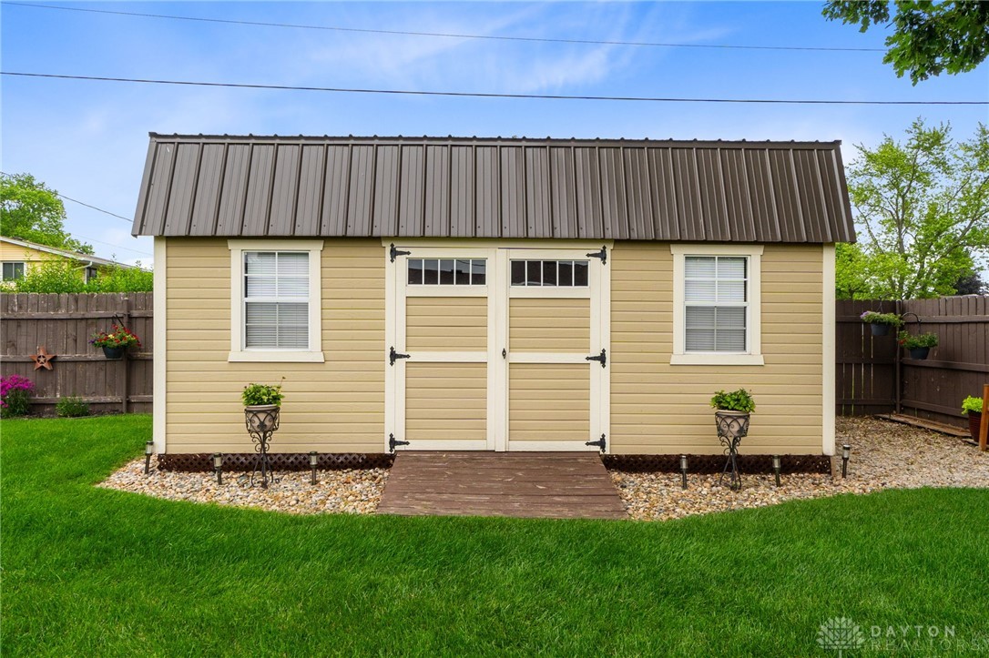 432 Ivanhoe Drive