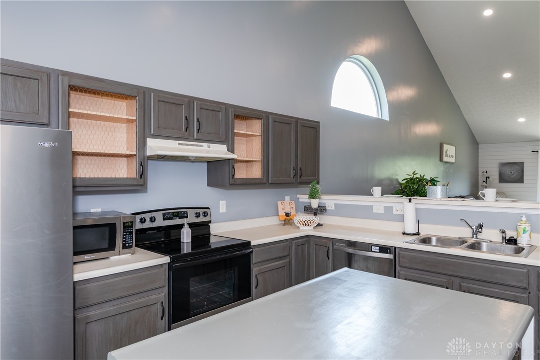 160 Worthington Drive