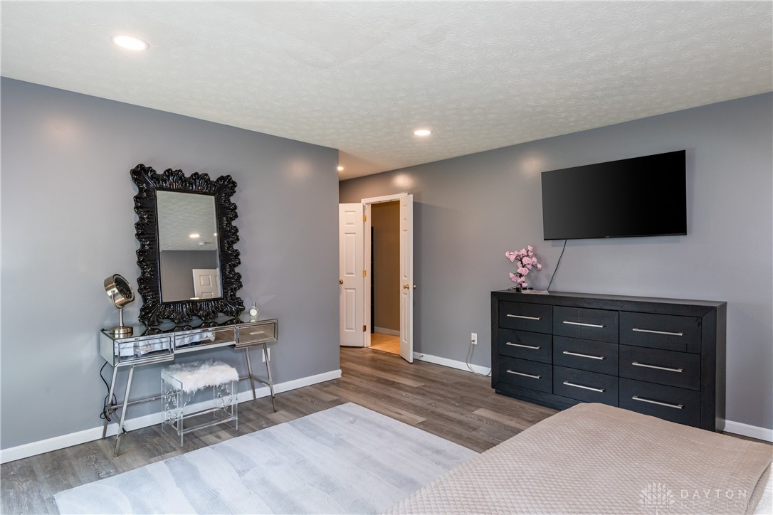 160 Worthington Drive