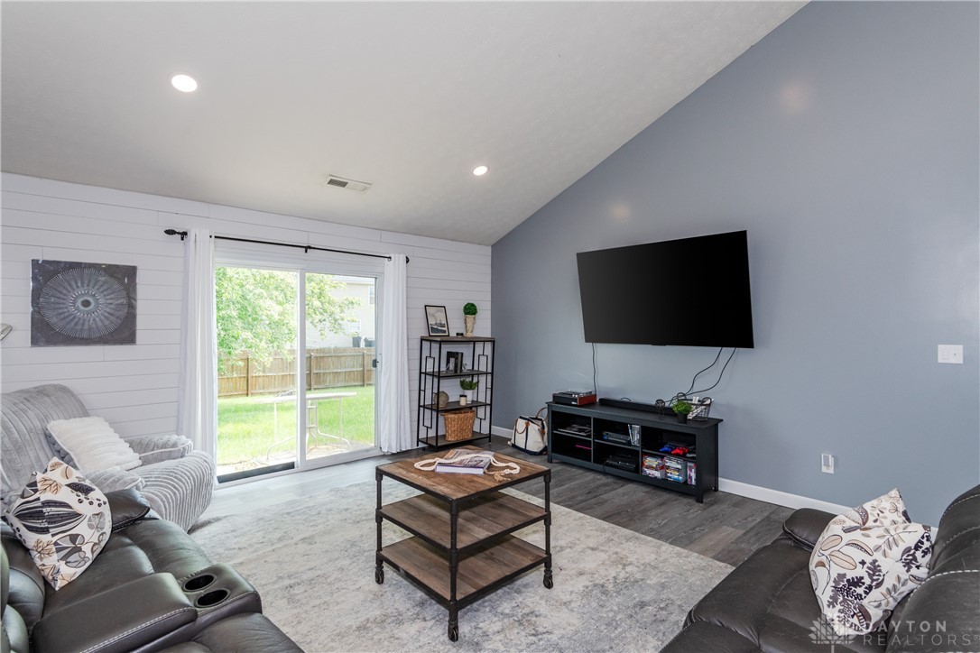 160 Worthington Drive