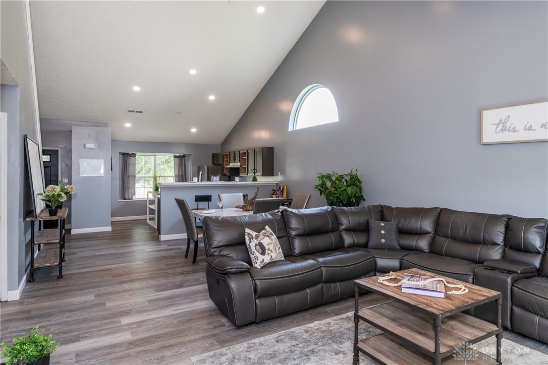 160 Worthington Drive