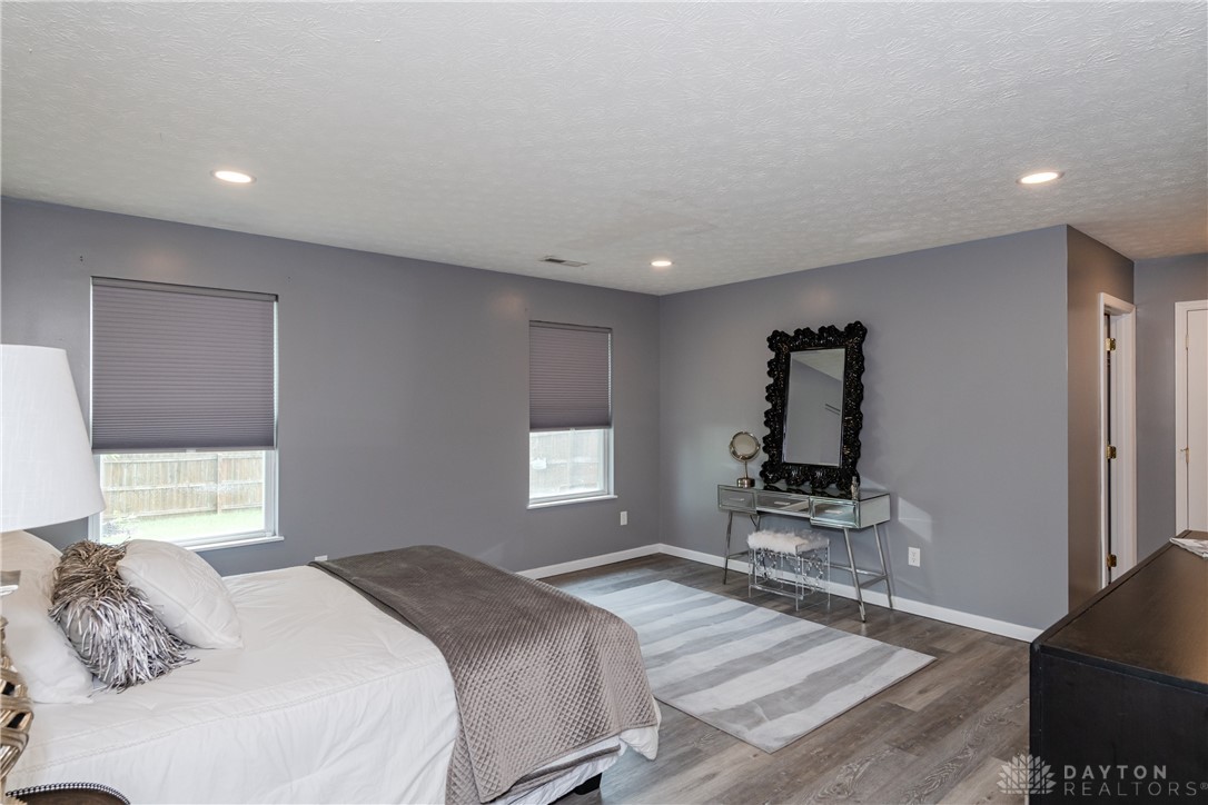 160 Worthington Drive