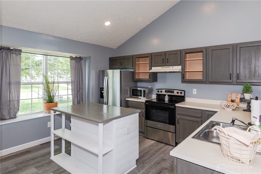 160 Worthington Drive