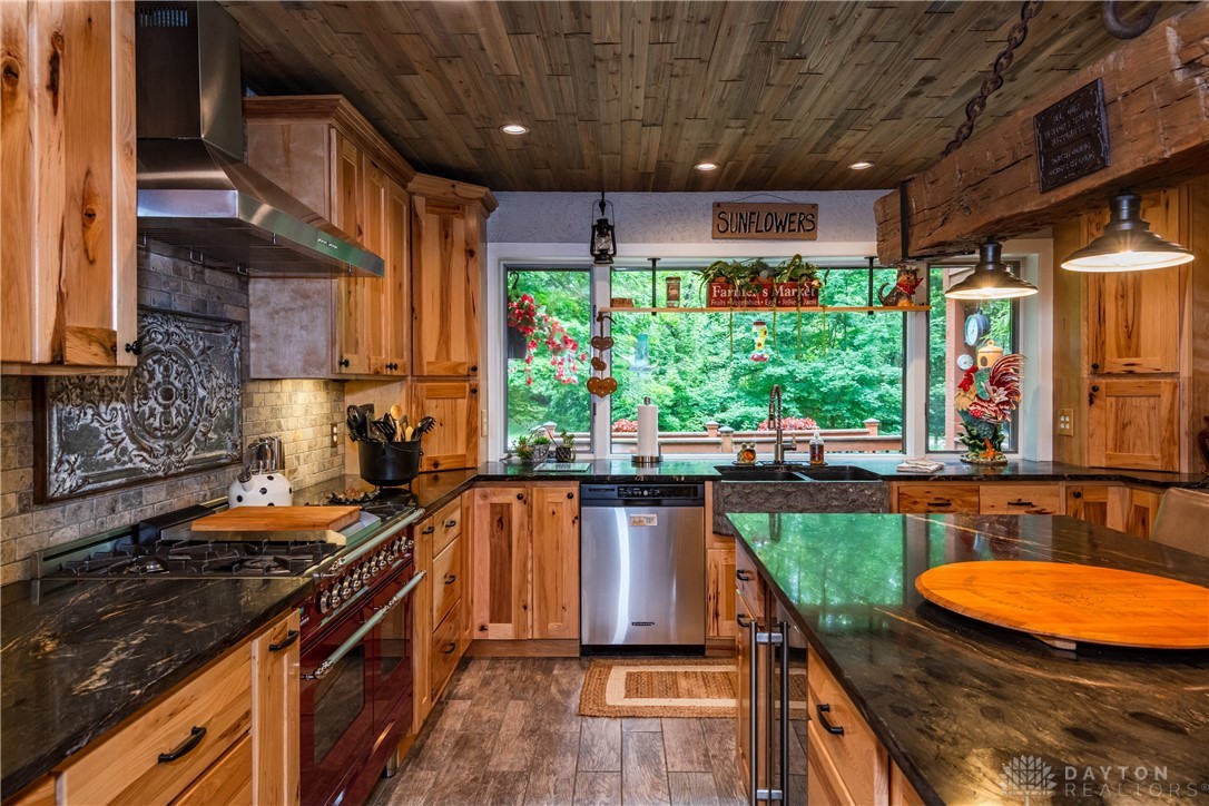 8475 Heilman Drive
