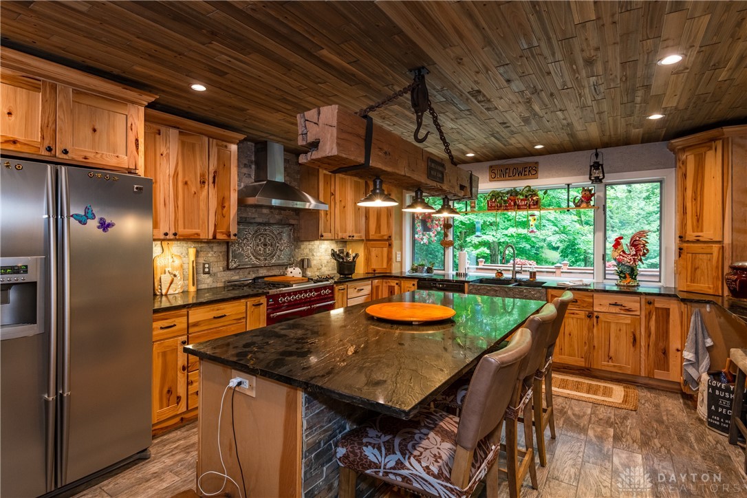 8475 Heilman Drive