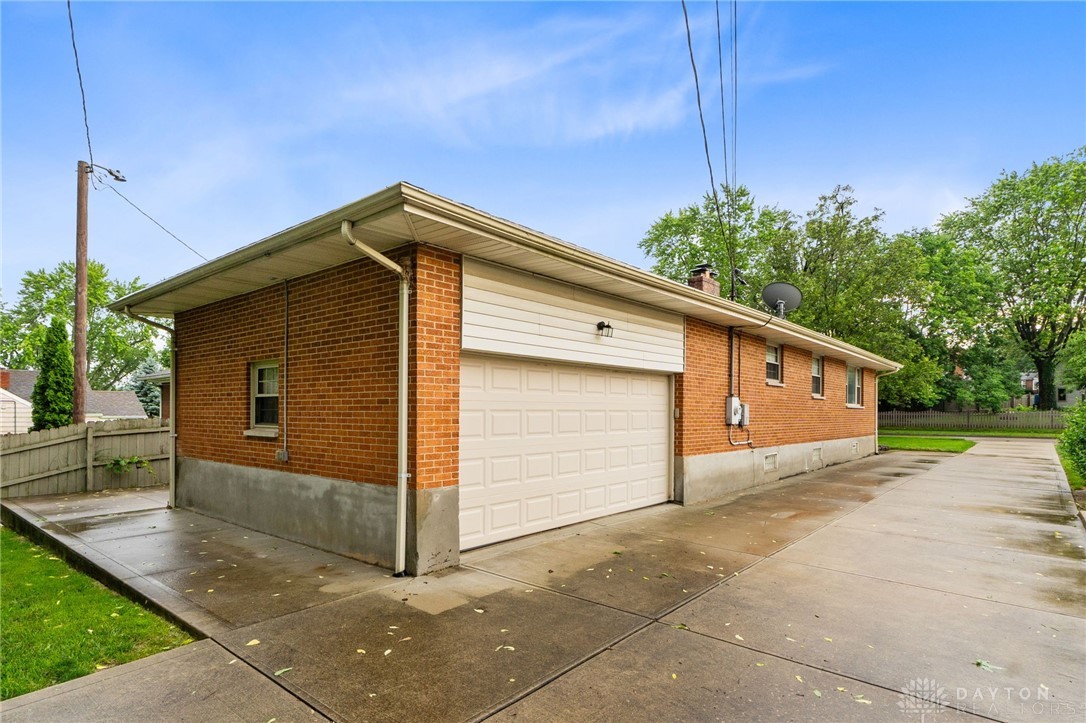 2712 Acorn Drive