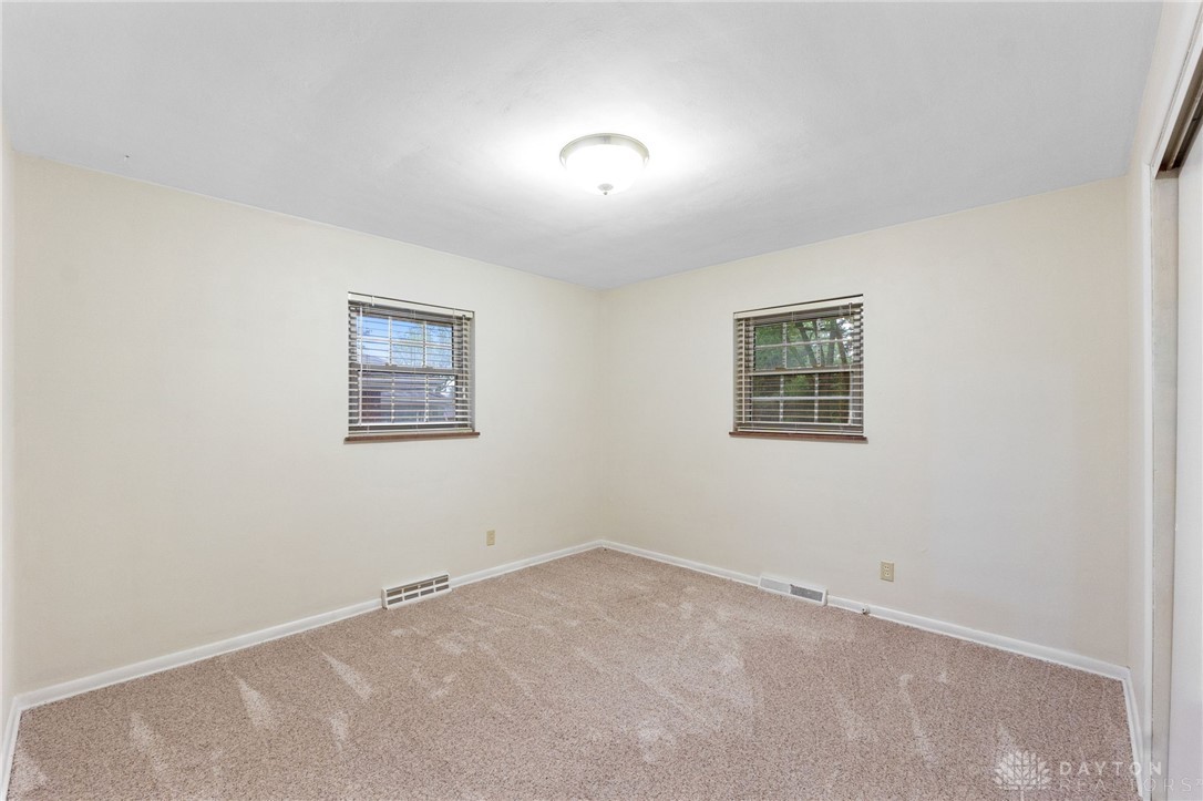 2712 Acorn Drive