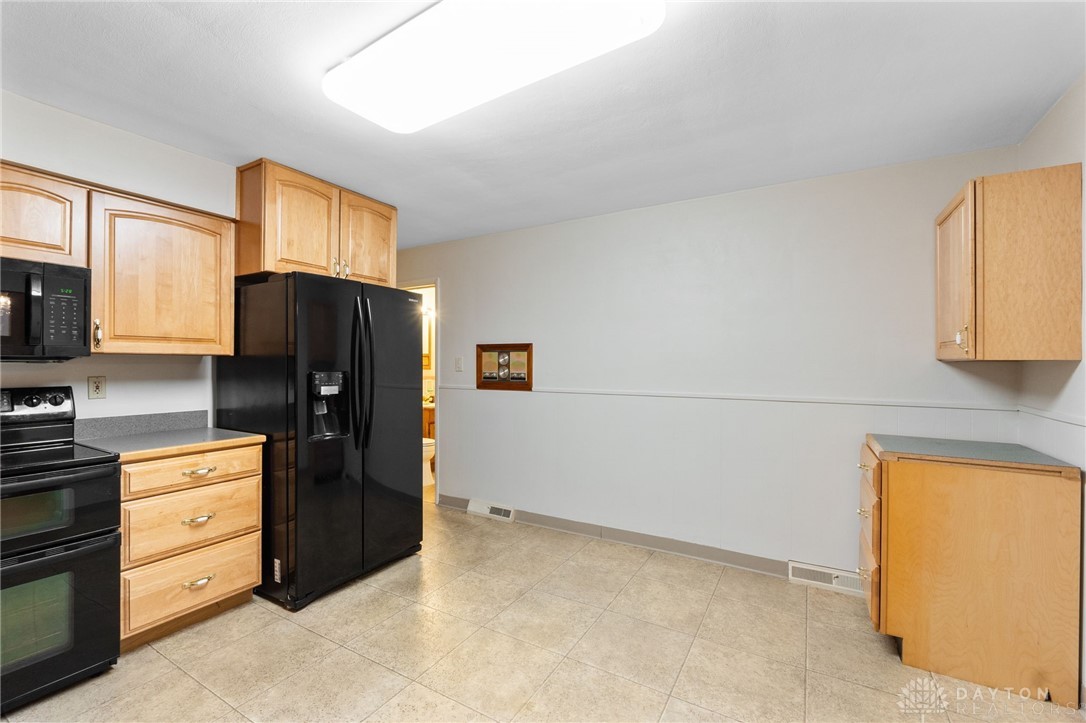 2712 Acorn Drive