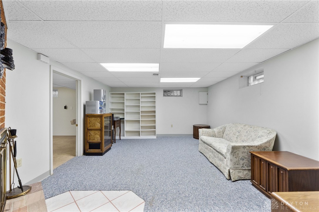 2712 Acorn Drive