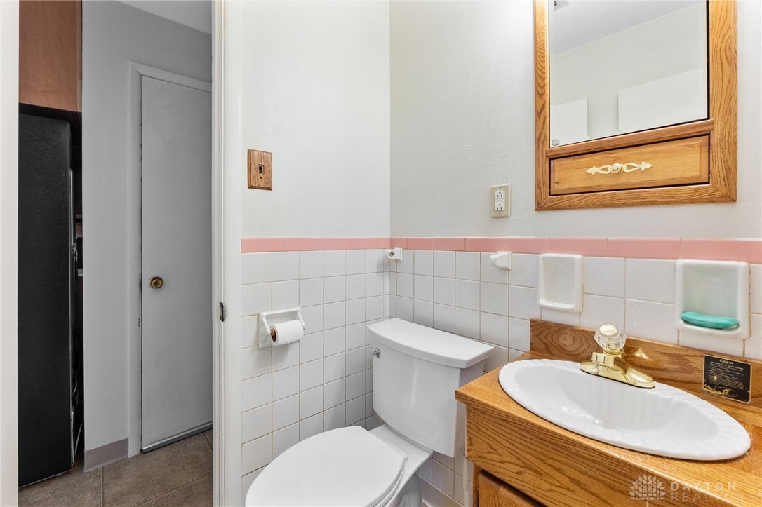 2712 Acorn Drive