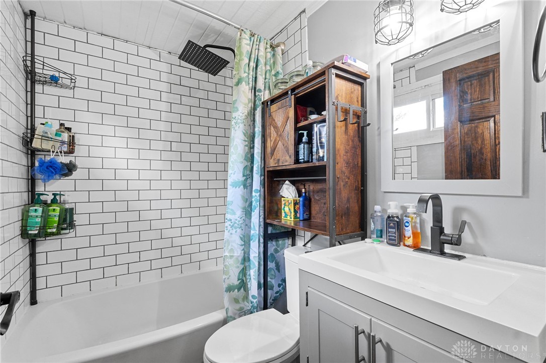4866 Old Troy Pike
