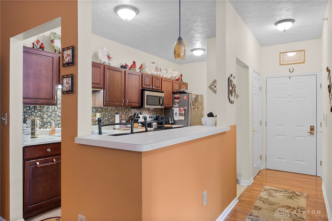 2335 Pinnacle Court 101