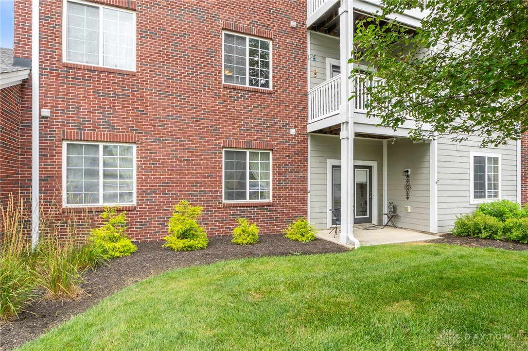 2335 Pinnacle Court 101