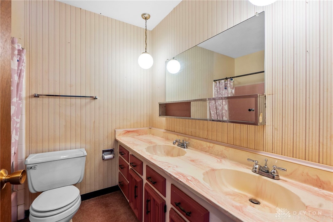 636 Silverleaf Drive
