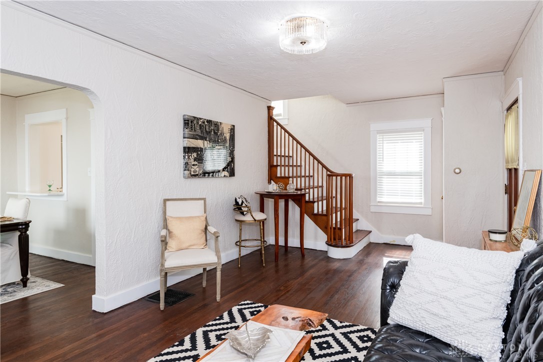 322 Wiltshire Boulevard