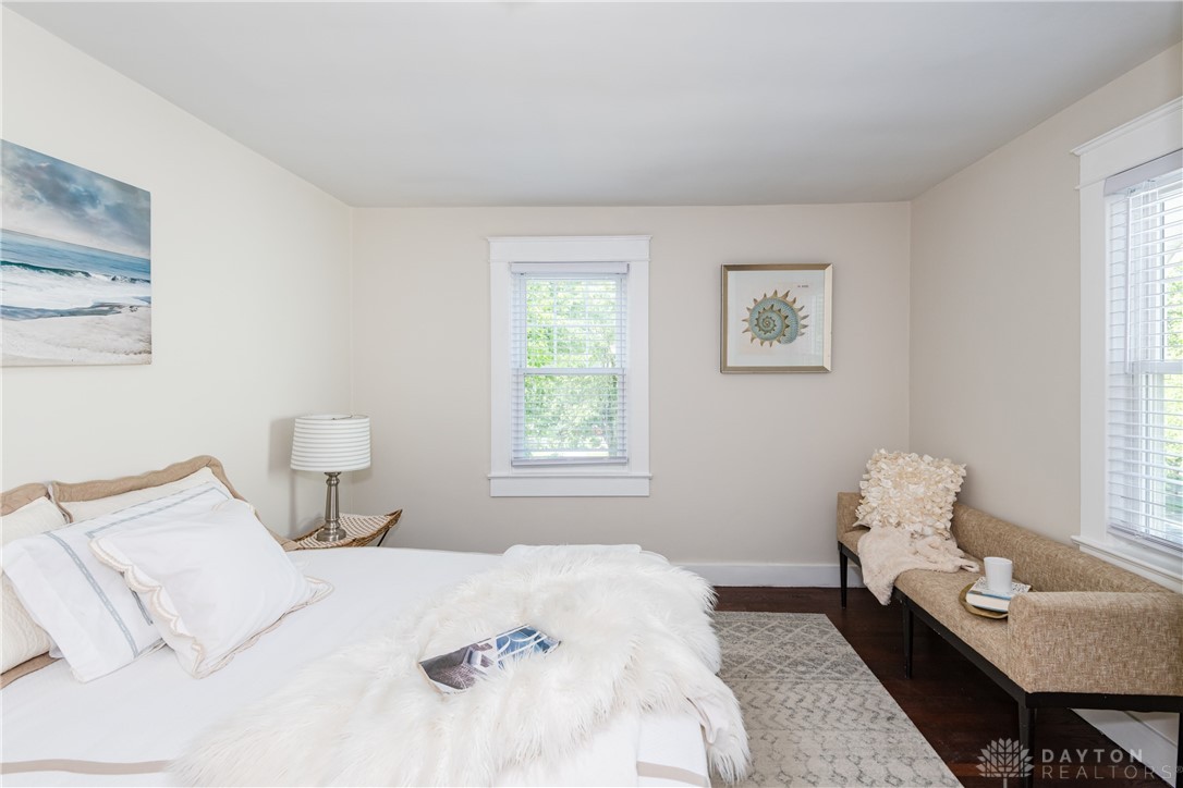 322 Wiltshire Boulevard